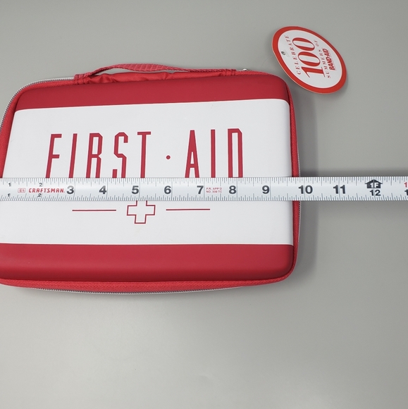 Johnson & Johnson First-Aid Zipper Case - Picture 11 of 12